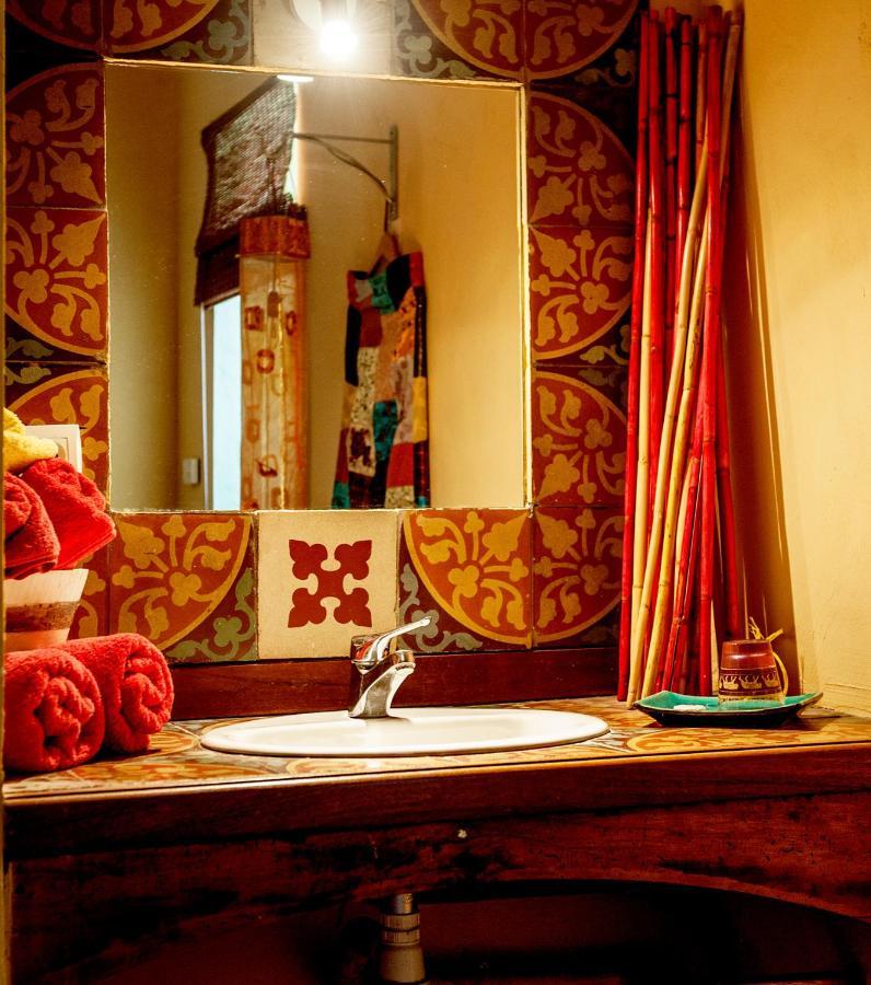 Demeure de Digoine Chambre d'Hotes Bourg-Saint-Andéol Extérieur photo