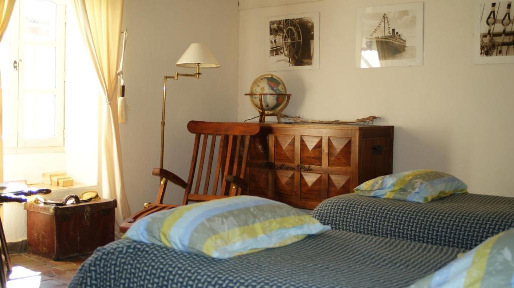 Demeure de Digoine Chambre d'Hotes Bourg-Saint-Andéol Chambre photo